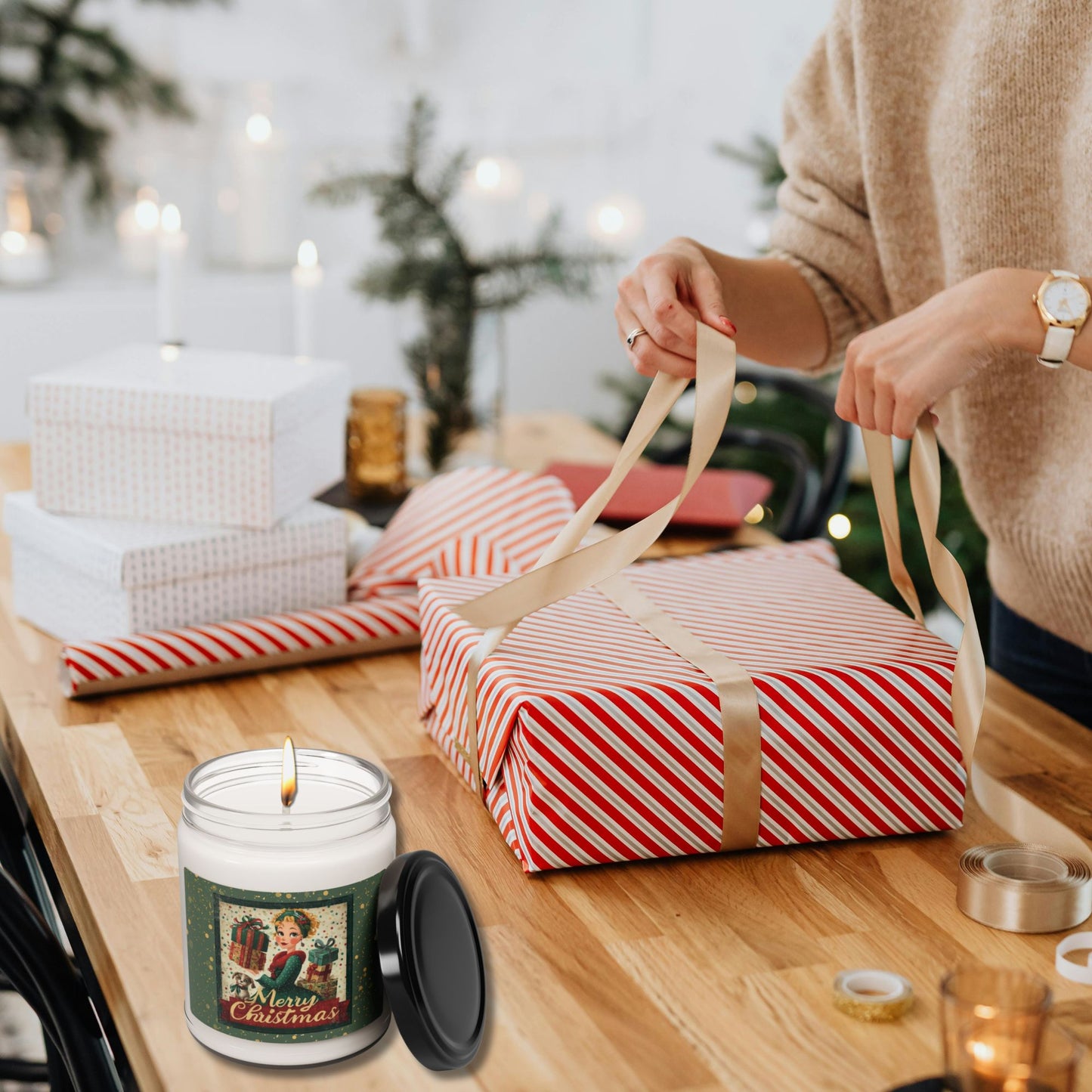 Merry Christmas Vintage Girl 9oz Scented Soy Candle